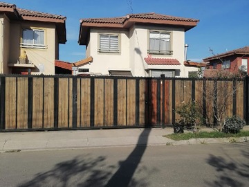 Casa en venta en Vende Hermosa Casa en Buin - 3 dormitorios, 2 baños