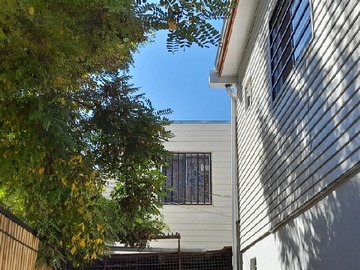 Casa en venta en Av. Las torres, Lo Prado - 8 dormitorios, 6 baños