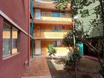 Departamento en arriendo mensual en Arriendo de depto. 2d+1 b estacionamiento (170083), Maipú - 2 dormitorios, 1 baño