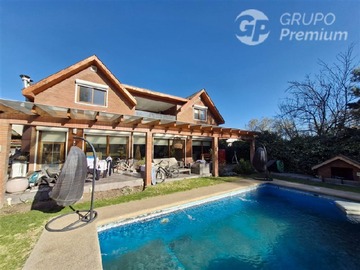 Casa en venta en Las vizcachas, loteo., Puente Alto - 5 dormitorios, 3 baños