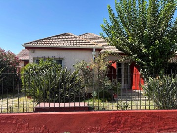 Casa en venta en Carmen covarrubias , ñuñoa, Ñuñoa - 5 dormitorios, 3 baños