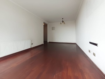 Departamento en arriendo mensual en Departamento de 3 Dormitorios, 2 Baños, Estacionamiento y Bodega. - 3 dormitorios, 2 baños