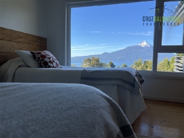 Casa en venta en Casa en espectacular parcela de 7500 m2 a 30 min de Puerto Varas, con preciosa vista al lago y volcan., Puerto Varas - 5 dormitorios, 3 baños
