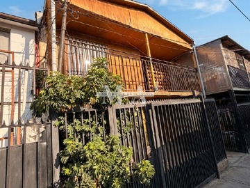 Casa en venta en Los pinos 455, pudahuel., Pudahuel - 3 dormitorios, 2 baños