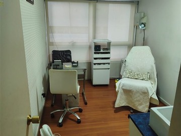Oficina en arriendo mensual en BOX/Privado Vitacura con Alonso de Córdova, Vitacura - 1 dormitorio, 2 baños