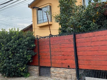 Casa en venta en Metro del sol, Maipú - 4 dormitorios, 2 baños