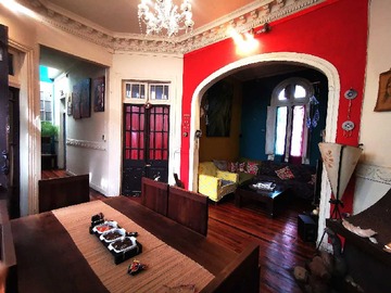 Casa en venta en Amplia casa en venta//santiago (74588), Santiago - 3 dormitorios, 2 baños