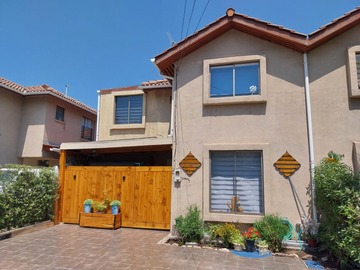 Venta / Casa / San Bernardo