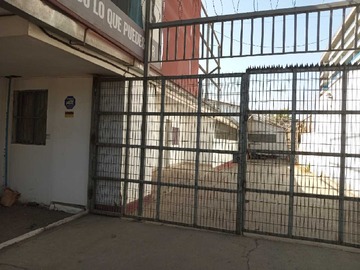 Local Comercial en arriendo mensual en Espacio Ideal para Tu Negocio en Expansión (160324), La Florida - 3 baños