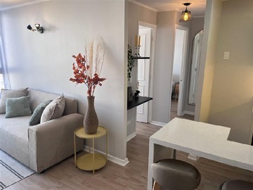 Departamento en venta en Frente Metro Hospitales, Independencia - 2 dormitorios, 1 baño