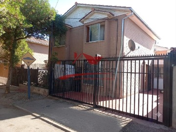 Casa en venta en Casa de Dos Pisos Ampliada, 3 Dormitorios, 1 Baño, Quilicura - 3 dormitorios, 1 baño