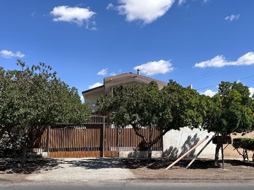 Casa en venta en Moderna Vivienda con Excelente Conectividad (130443), Antofagasta - 8 dormitorios, 5 baños