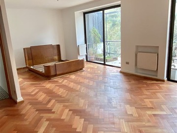 Departamento en arriendo mensual en Excelente departamento remodelado, linda vista al cerro santa lucia y castillo hidalgo¡¡¡¡, Santiago - 4 dormitorios, 4 baños