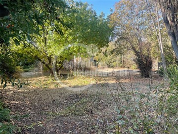 Sitio en venta en Robles con Av. la Dehesa, Lo Barnechea - 1 dormitorio, 1 baño