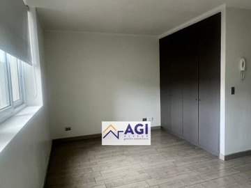 Departamento en arriendo mensual en Metro departamental, San Miguel - 1 baño