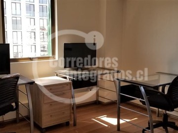 Oficina en venta en Metro Escuela Militar, Las Condes - 5 dormitorios, 3 baños