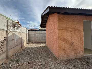 Casa en arriendo mensual en Casa en arriendo en sector torre blanca (167988), Vallenar - 3 dormitorios, 2 baños