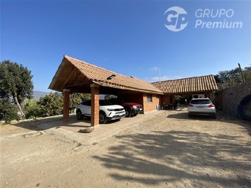 Casa en venta en Camino altovalsol a las rojas / frente a parque acuatico las curuninas, La Serena - 3 dormitorios, 2 baños