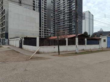 Casa en venta en Victoria, Estación Central - 3 dormitorios, 2 baños