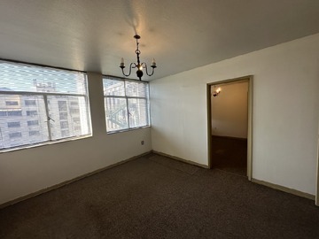 Oficina en venta en Sotero del río entre huerfanos y compañía, Santiago - 3 dormitorios, 1 baño