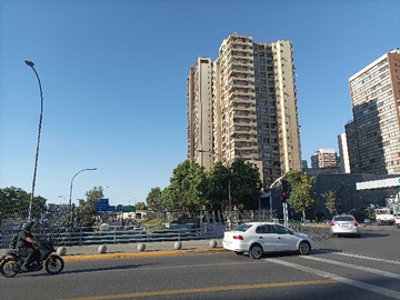 Departamento en venta en Amplio y Luminoso. Metro Santa Ana (172884), Santiago - 2 dormitorios, 2 baños