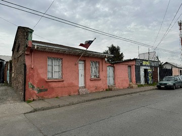 Terreno en venta en Terreno con 3 viviendas en Centro de Talca (161512), Talca