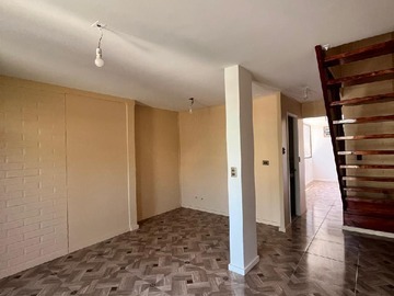 Casa en venta en Propiedad a la Venta en Isabel Riquelme Sector Larapinta, Lampa - 3 dormitorios, 2 baños