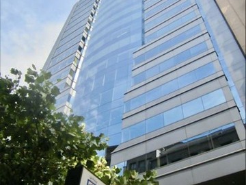 Oficina en arriendo mensual en Edificio Santiago 2000 /Calle Huérfanos, Santiago