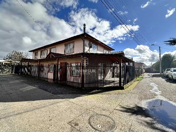 Casa en venta en Se vende Amplia Casa de 2 pisos (151209), Pitrufquén - 5 dormitorios, 3 baños