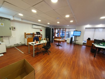 Oficina en venta en Monseñor Nuncio Sótero Sanz de Villalba 55, Providencia - 4 baños