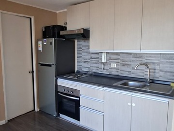 Departamento en arriendo mensual en Avenida Elías Fernández Albano 775, La Cisterna, Región Metropolitana de Santiago 7970000, Chile, La Cisterna - 2 dormitorios, 1 baño