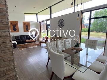 Casa en arriendo mensual en Rio calle calle, Valdivia - 5 dormitorios, 3 baños
