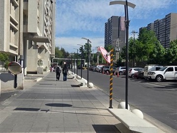 Departamento en venta en Vicuña Mackenna, Macul - 2 dormitorios, 2 baños