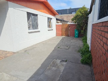 Casa en venta en Llico 230,metro pedrero, San Joaquín - 3 dormitorios, 2 baños