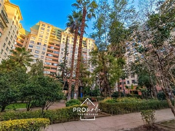 Departamento en venta en Av. Cristóbal Colón 7000, Las Condes - 3 dormitorios, 2 baños