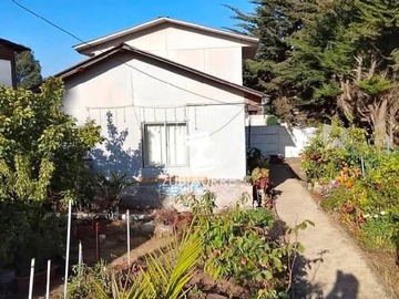 Terreno en venta en Vende Casa con Amplio Terreno en Horcón (Sector Chocota) - 3 dormitorios, 2 baños