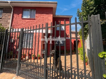 Casa en venta en Los mercedarios 1308, Casas Viejas, Puente Alto, Puente Alto - 3 dormitorios, 1 baño