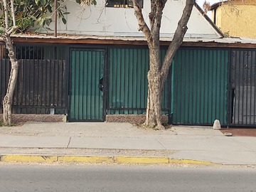 Casa en arriendo mensual en Arriendo Estupenda Casa No Pareada en Avenida Puente Alto - 3 dormitorios, 2 baños