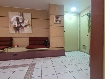 Local Comercial en venta en Depto comercial en venta, renajado!! (103248), Providencia - 1 baño