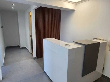 Oficina en arriendo mensual en Oficina Moderna en el Corazón Financiero (166635), Las Condes - 2 dormitorios, 1 baño