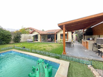 Arriendo Mensual / Casa / Colina