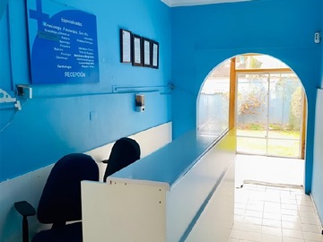 Oficina en venta en Avenida Condell, Quillota - 9 dormitorios, 5 baños