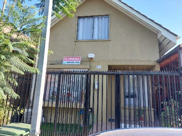 Casa en venta en Oportunidad en Sector Residencial de Peñaflor (164900), Peñaflor - 3 dormitorios, 3 baños