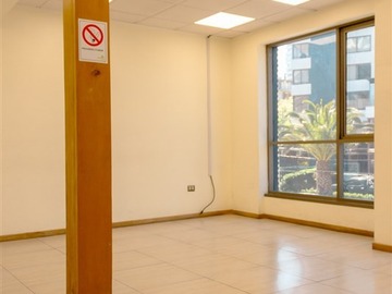 Local Comercial en arriendo mensual en 2 poniente 111, Viña del Mar - 4 baños