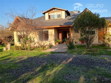 Parcela en venta en Los Olmos & Los Cipreses, Peñaflor - 8 dormitorios, 7 baños
