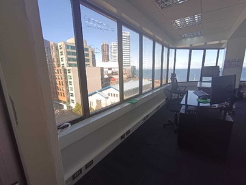 Oficina en venta en Espectacular oficina en venta (172525), Puerto Montt - 3 dormitorios, 2 baños