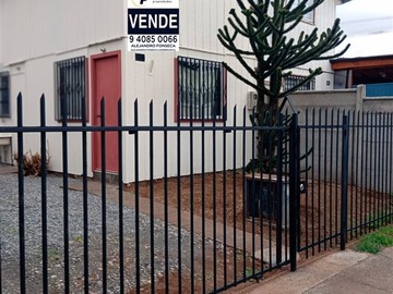 Casa en venta en Calle Los Copihues, Temuco - 2 dormitorios, 1 baño