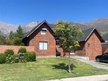 Casa en venta en Quilín sur, Peñalolén - 5 dormitorios, 5 baños