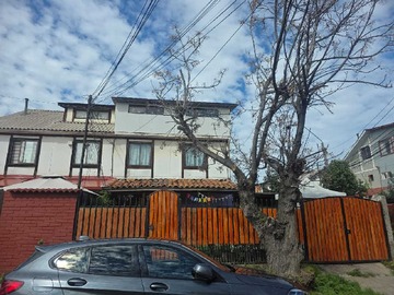 Casa en venta en En la Florida - 4 dormitorios, 2 baños