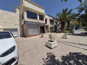 Arriendo Mensual / Local Comercial / Providencia
